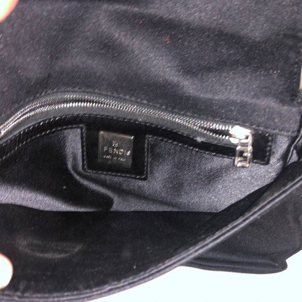 SOLD ♥Authentic Vintage Fendi Shoulderbag - Picture 5 of 15